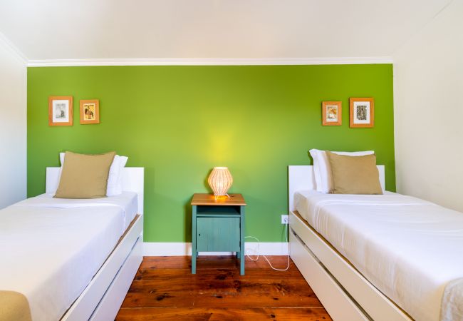 Apartamento em Lisbon - Large Downtown Avenue Duplex by Central Hill Apartamento em Lisbon - Large Downtown Avenue Duplex by Central Hill