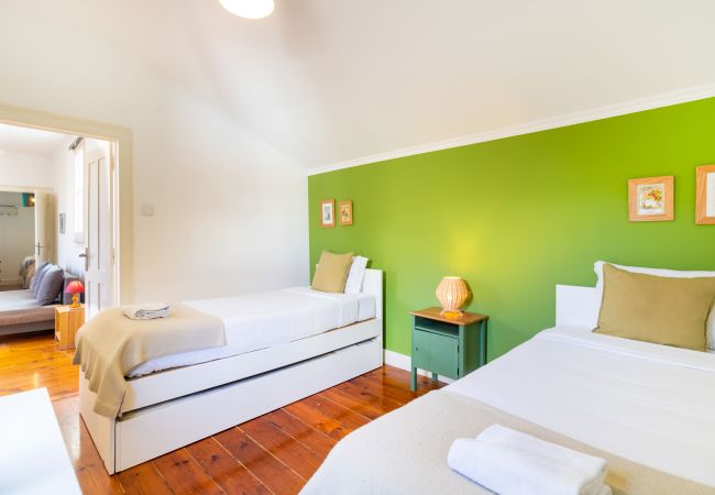 Apartamento em Lisbon - Large Downtown Avenue Duplex by Central Hill Apartamento em Lisbon - Large Downtown Avenue Duplex by Central Hill