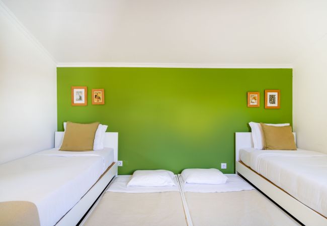 Apartamento em Lisbon - Large Downtown Avenue Duplex by Central Hill Apartamento em Lisbon - Large Downtown Avenue Duplex by Central Hill