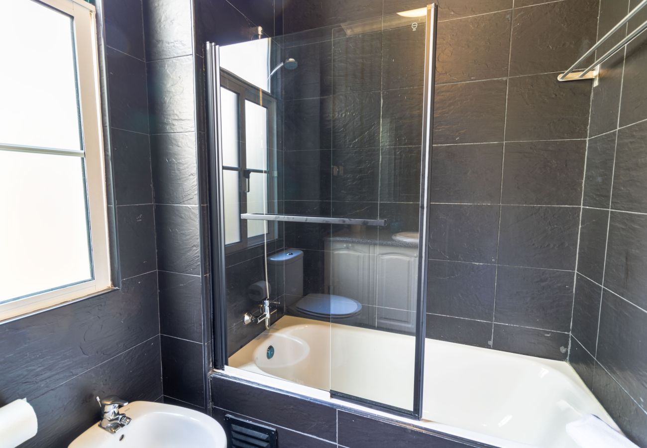 Apartamento em Lisboa - Large Downtown Avenue Duplex by Central Hill