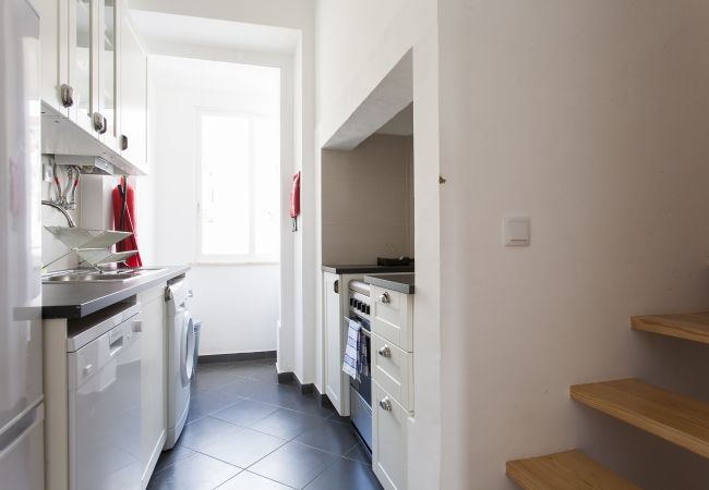 Apartamento em Lisbon - Bairro Alto Duplex with View by Central Hill Apartamento em Lisbon - Bairro Alto Duplex with View by Central Hill