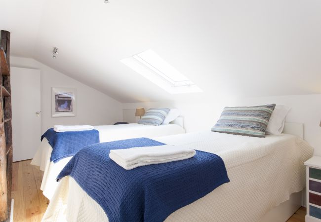 Apartamento em Lisbon - Bairro Alto Duplex with View by Central Hill Apartamento em Lisbon - Bairro Alto Duplex with View by Central Hill