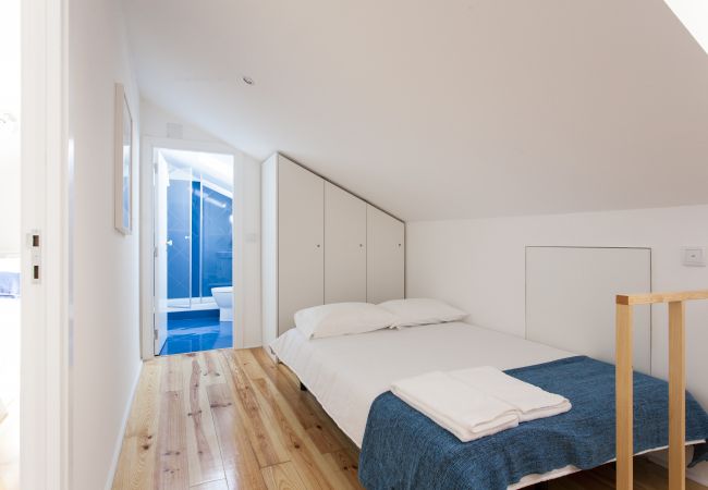 Apartamento em Lisbon - Bairro Alto Duplex with View by Central Hill Apartamento em Lisbon - Bairro Alto Duplex with View by Central Hill