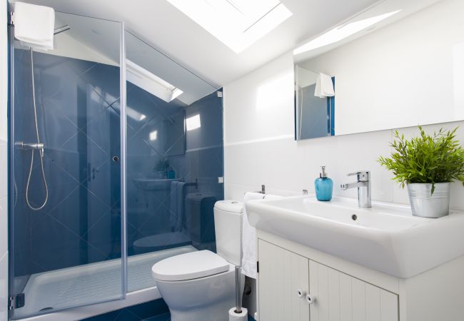 Apartamento em Lisbon - Bairro Alto Duplex with View by Central Hill Apartamento em Lisbon - Bairro Alto Duplex with View by Central Hill