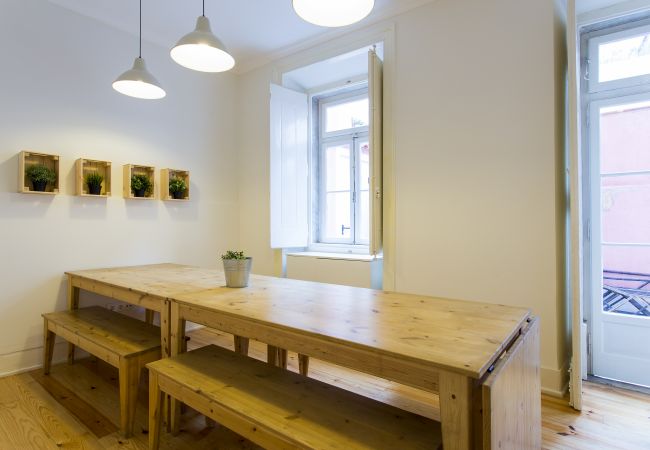 Apartamento em Lisbon - Big Central Avenue up to 17guests by Central Hill Apartamento em Lisbon - Big Central Avenue up to 17guests by Central Hill