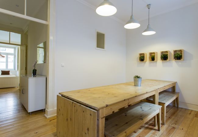 Apartamento em Lisboa - Central Apt w/Patio up to 17guests by Central Hill