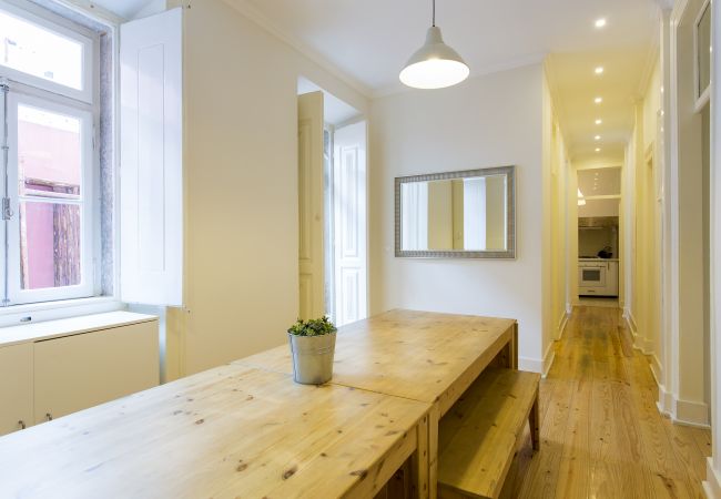 Apartamento em Lisbon - Big Central Avenue up to 17guests by Central Hill Apartamento em Lisbon - Big Central Avenue up to 17guests by Central Hill