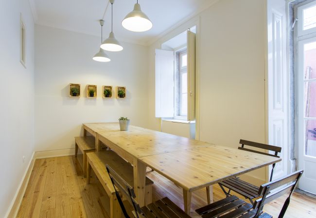 Apartamento em Lisbon - Big Central Avenue up to 17guests by Central Hill Apartamento em Lisbon - Big Central Avenue up to 17guests by Central Hill