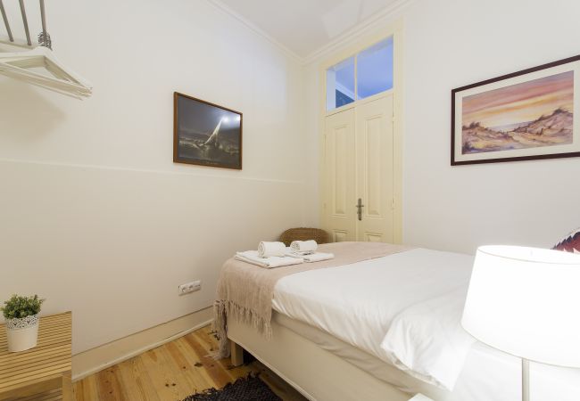 Apartamento em Lisbon - Big Central Avenue up to 17guests by Central Hill Apartamento em Lisbon - Big Central Avenue up to 17guests by Central Hill