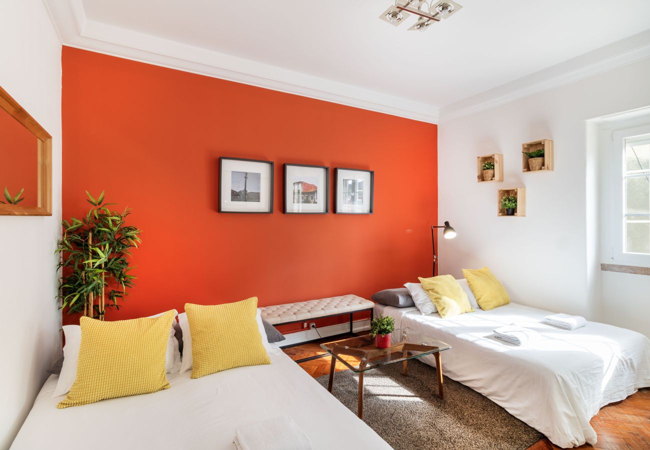 Apartamento em Lisboa - Cozy Downtown Avenue 2D by Central Hill