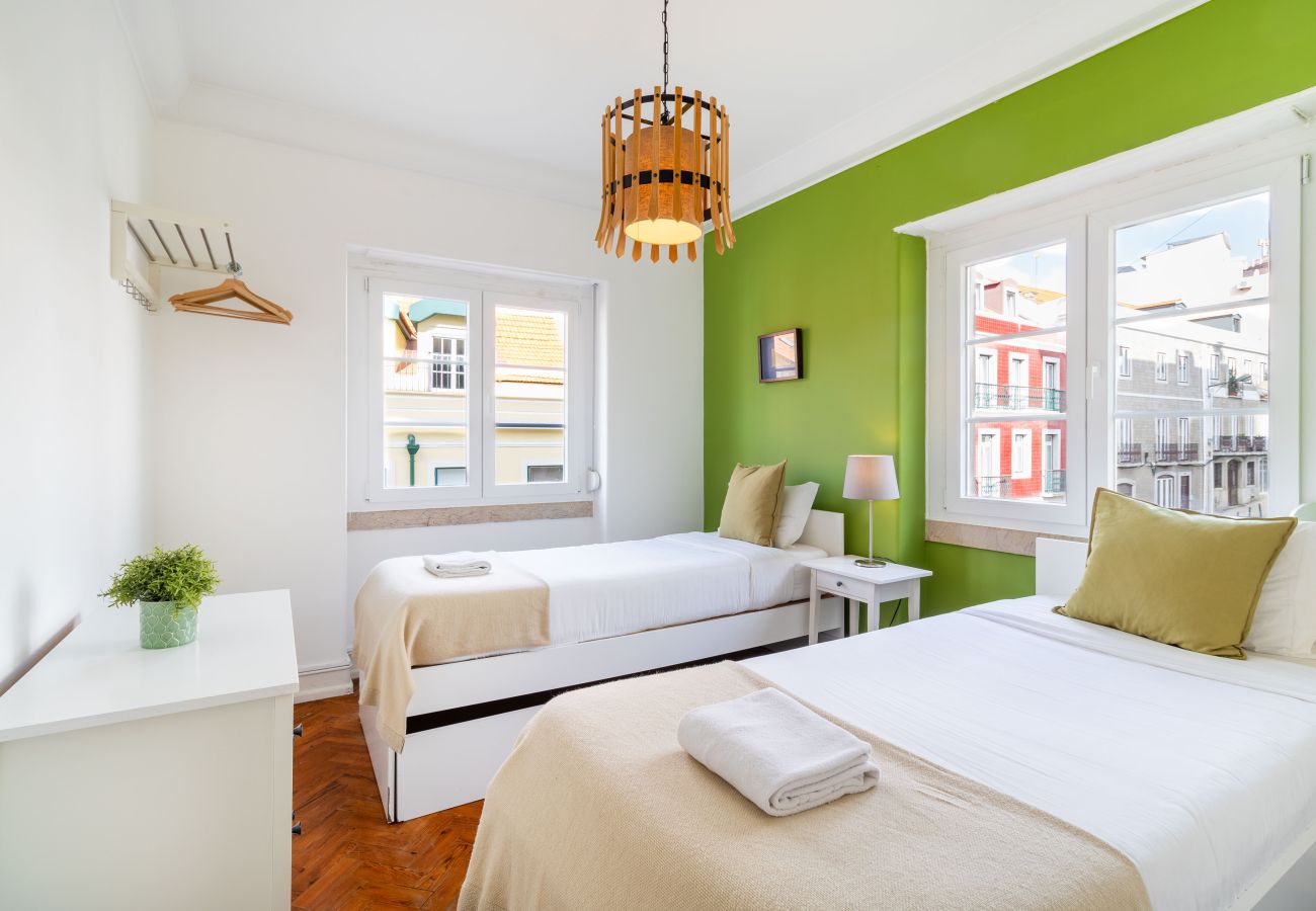 Apartamento em Lisboa - Cozy Downtown Avenue 2D by Central Hill