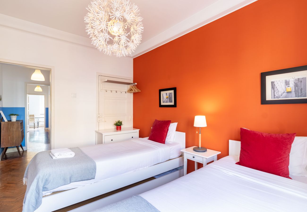 Apartamento em Lisboa - Cozy Downtown Avenue 2D by Central Hill