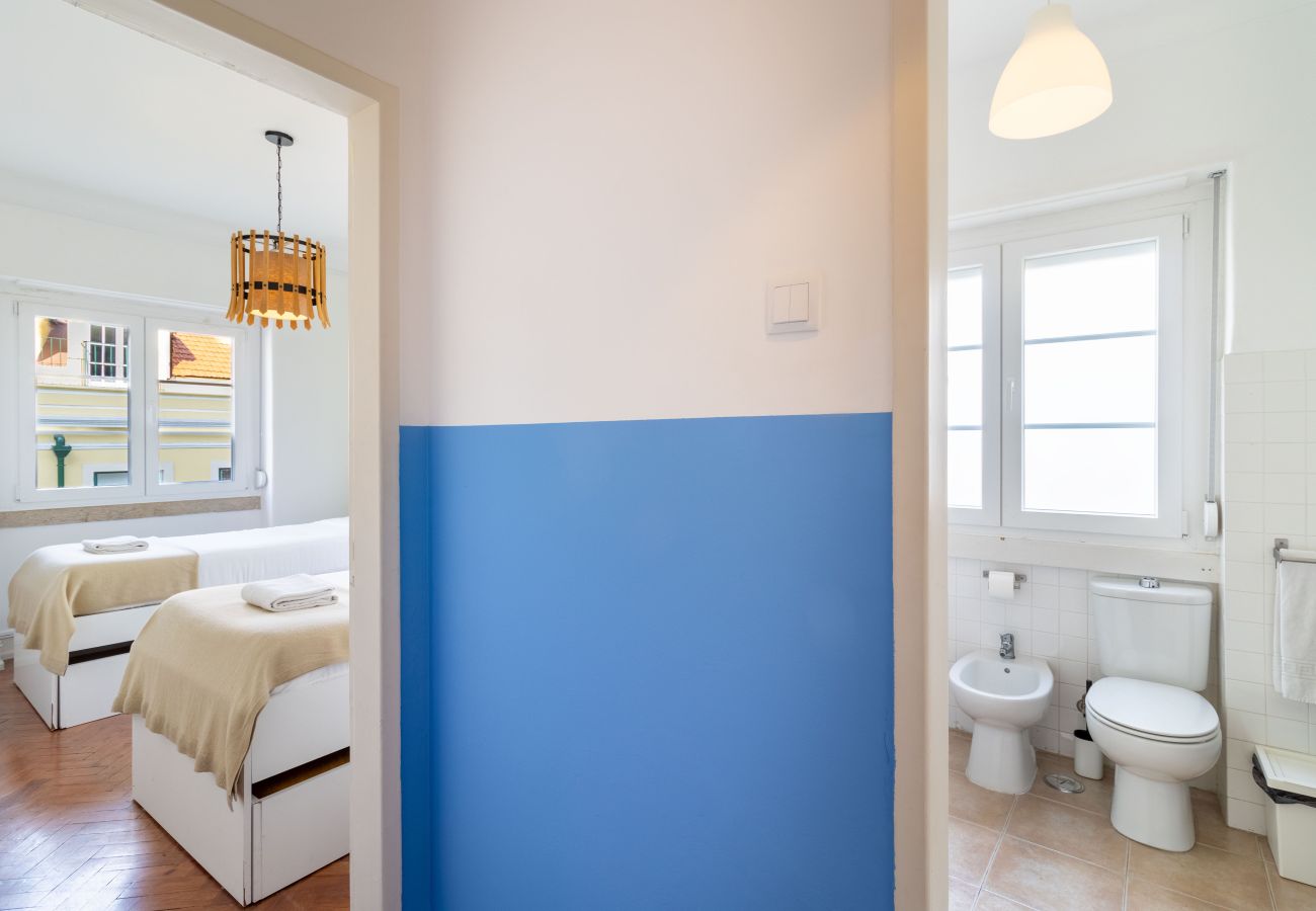 Apartamento em Lisboa - Cozy Downtown Avenue 2D by Central Hill