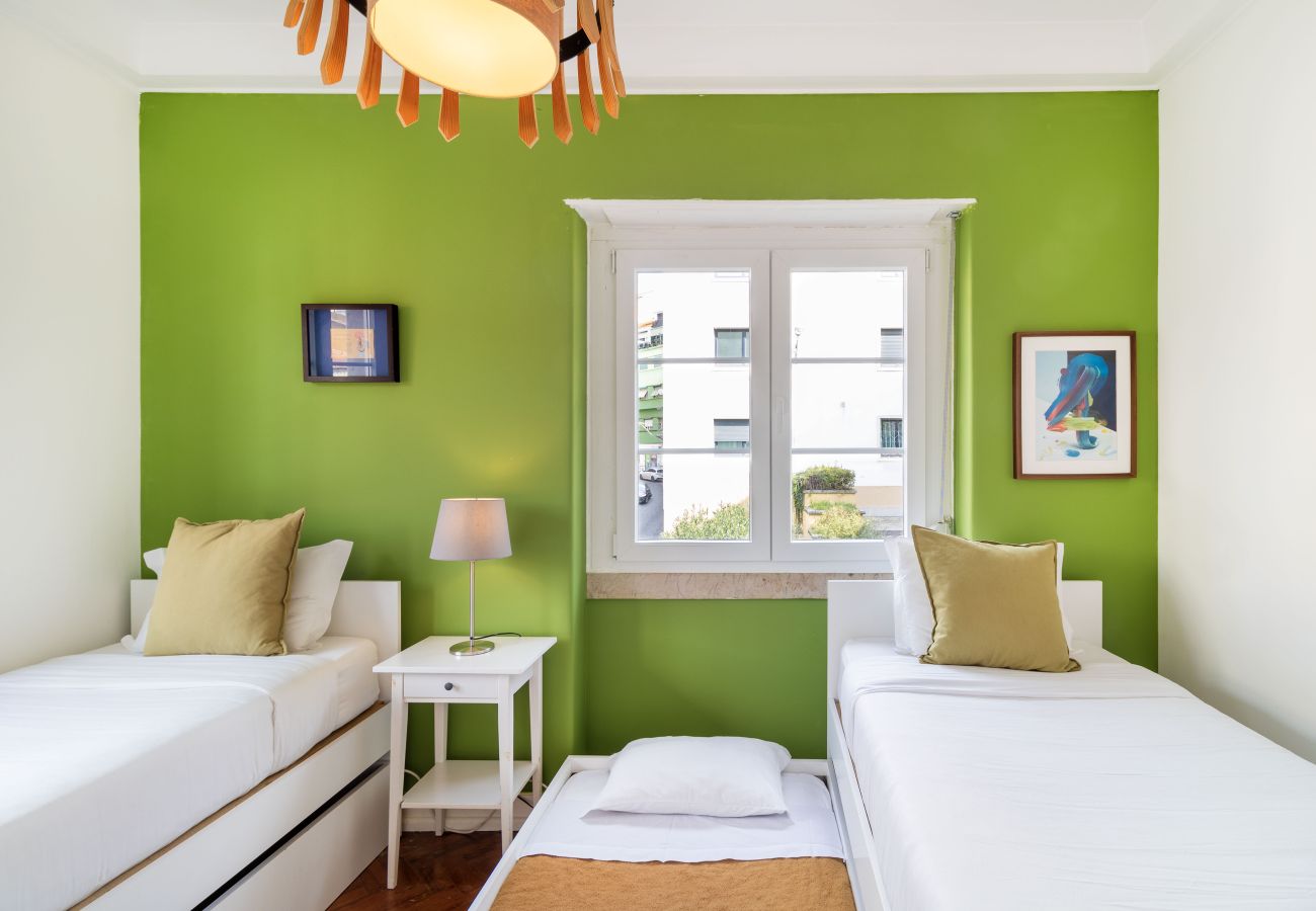 Apartamento em Lisboa - Cozy Downtown Avenue 2D by Central Hill