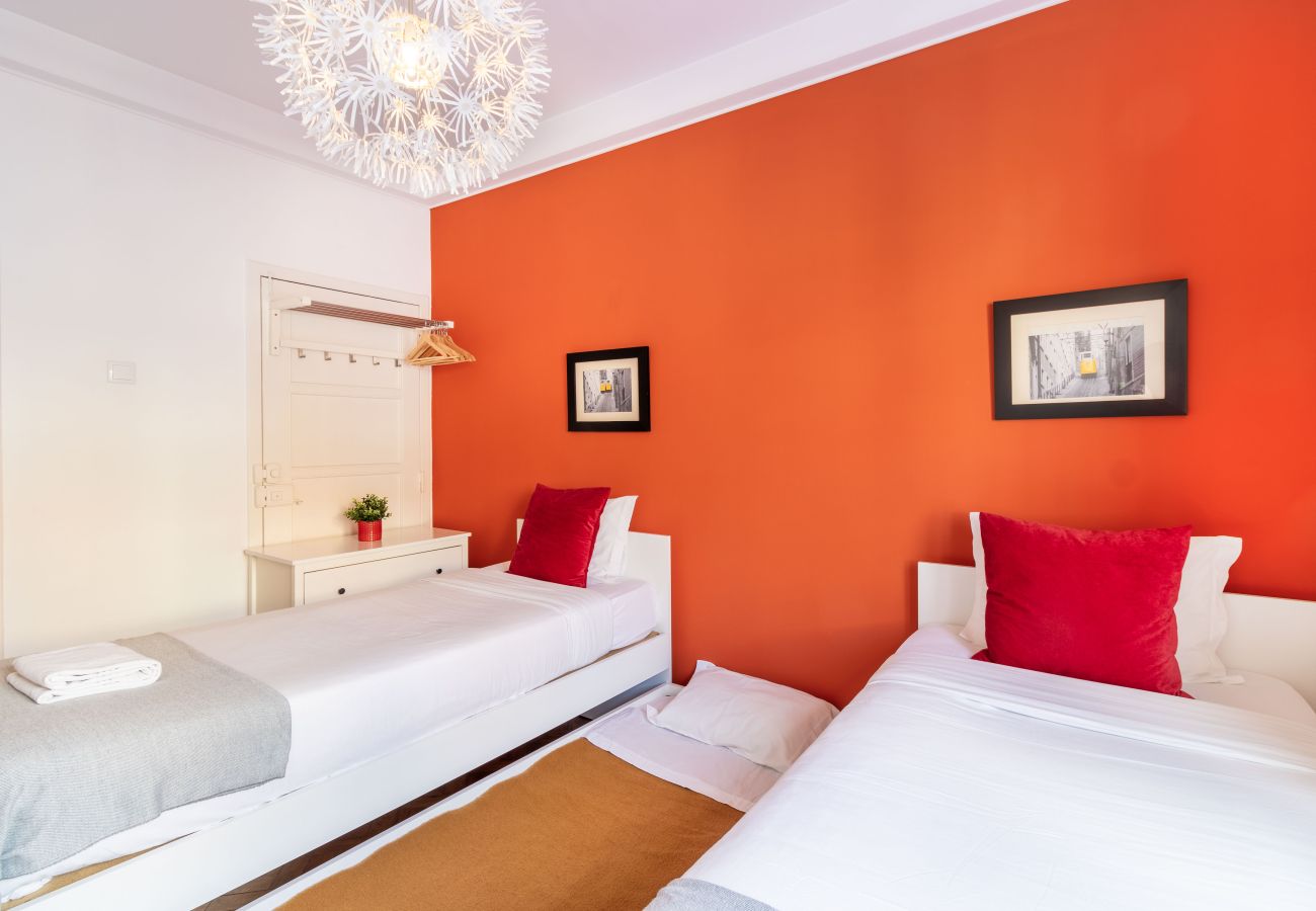 Apartamento em Lisboa - Cozy Downtown Avenue 2D by Central Hill