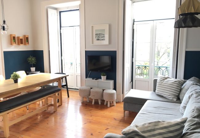 Apartamento em Lisbon - Large Bairro Alto 1 up to 22guests by Central Hill