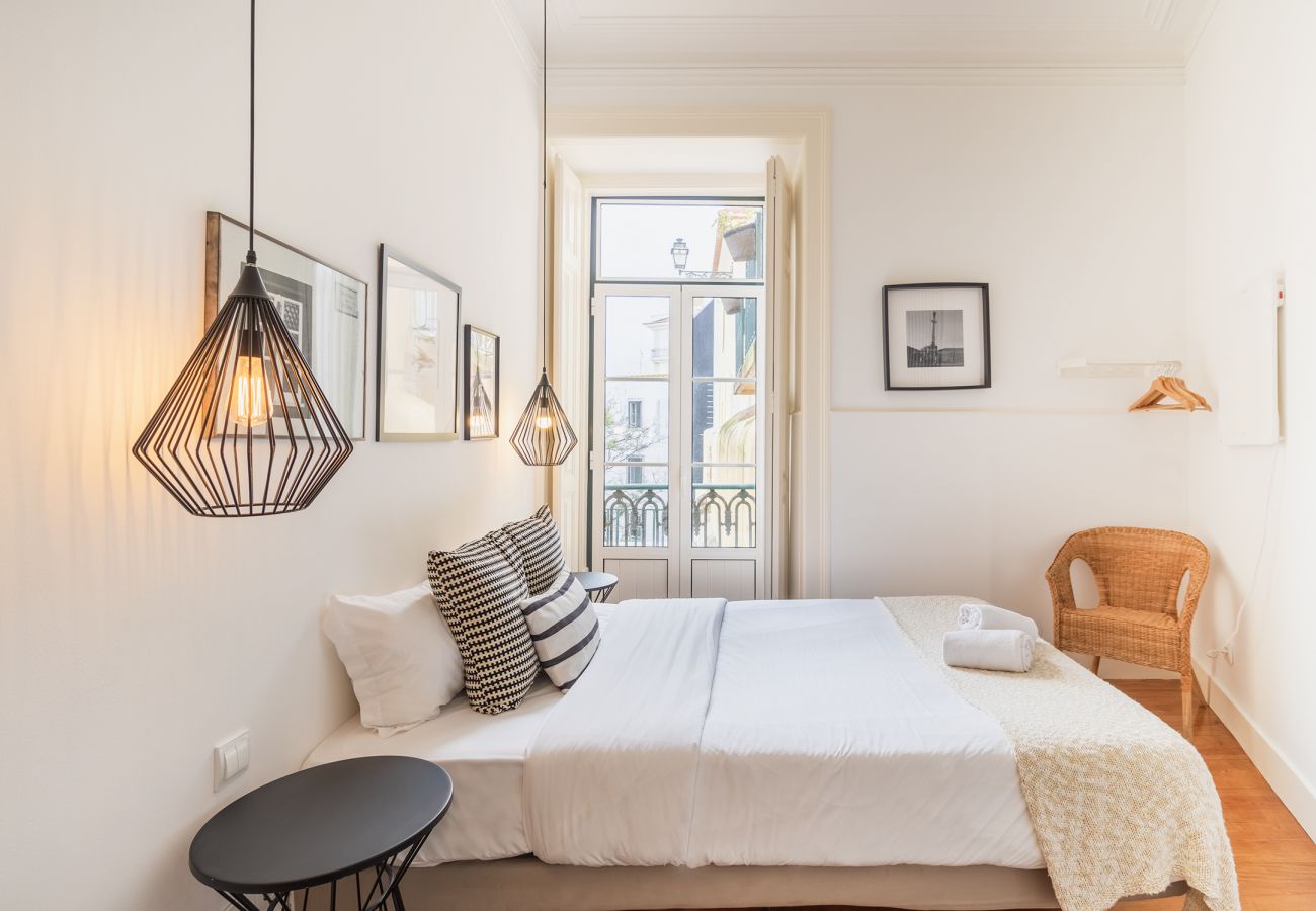 Apartamento em Lisboa - Large Bairro Alto 1 up to 22guests by Central Hill