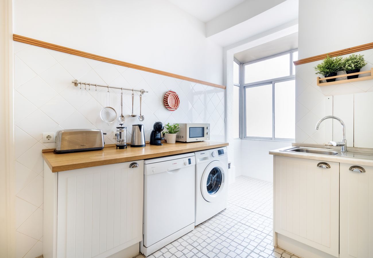 Apartamento em Lisboa - Large Bairro Alto 1 up to 22guests by Central Hill