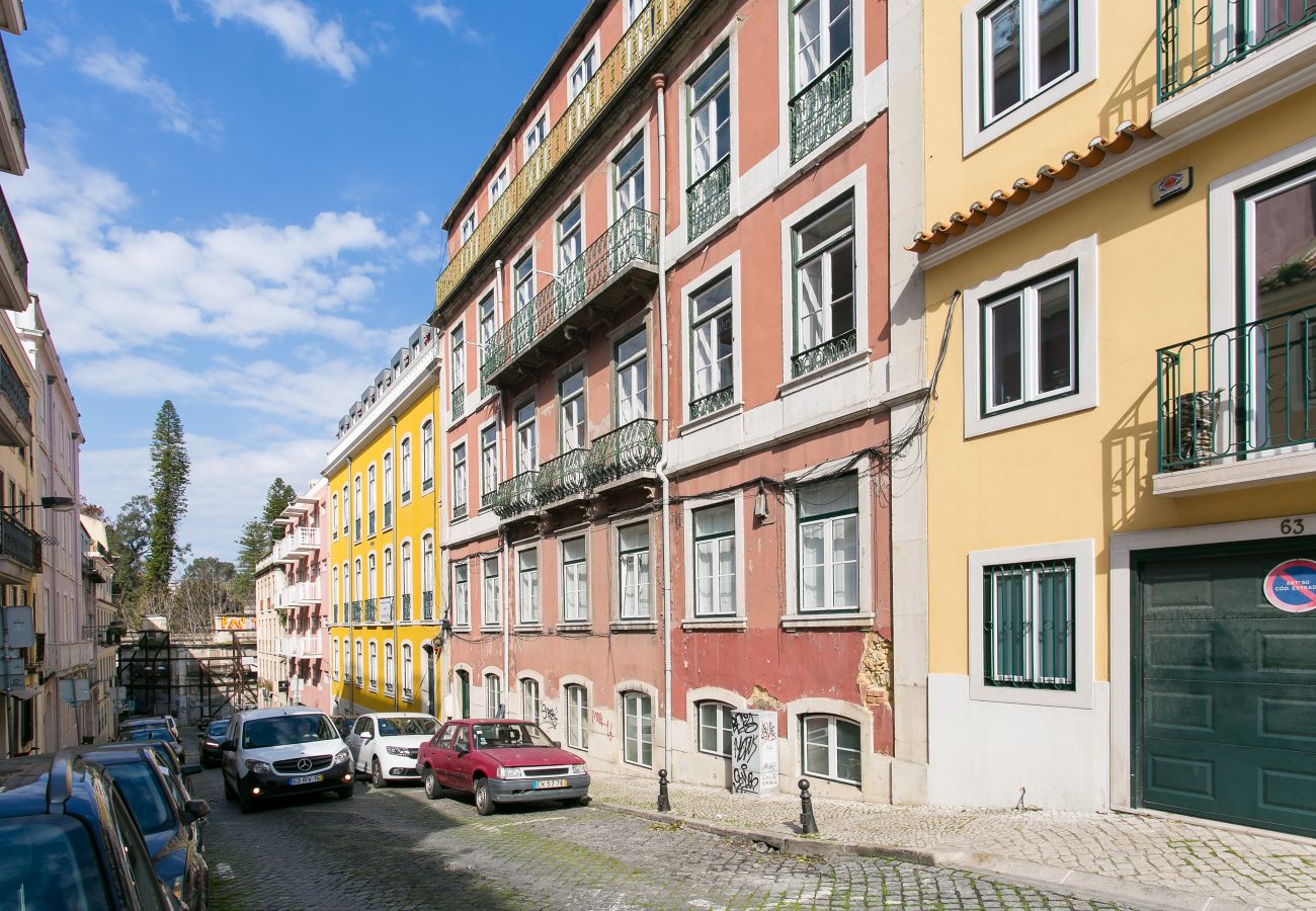 Apartamento em Lisboa - Large Bairro Alto 1 up to 22guests by Central Hill