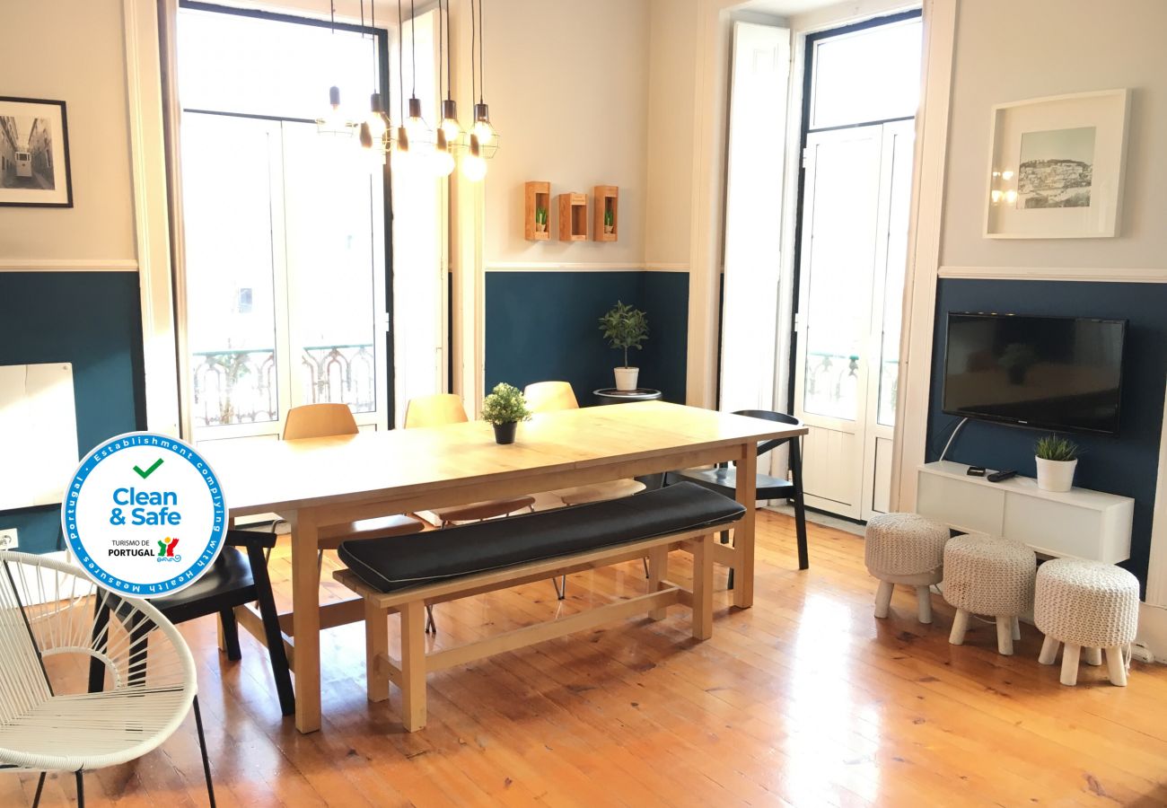 Apartamento em Lisboa - Large Bairro Alto 1 up to 22guests by Central Hill