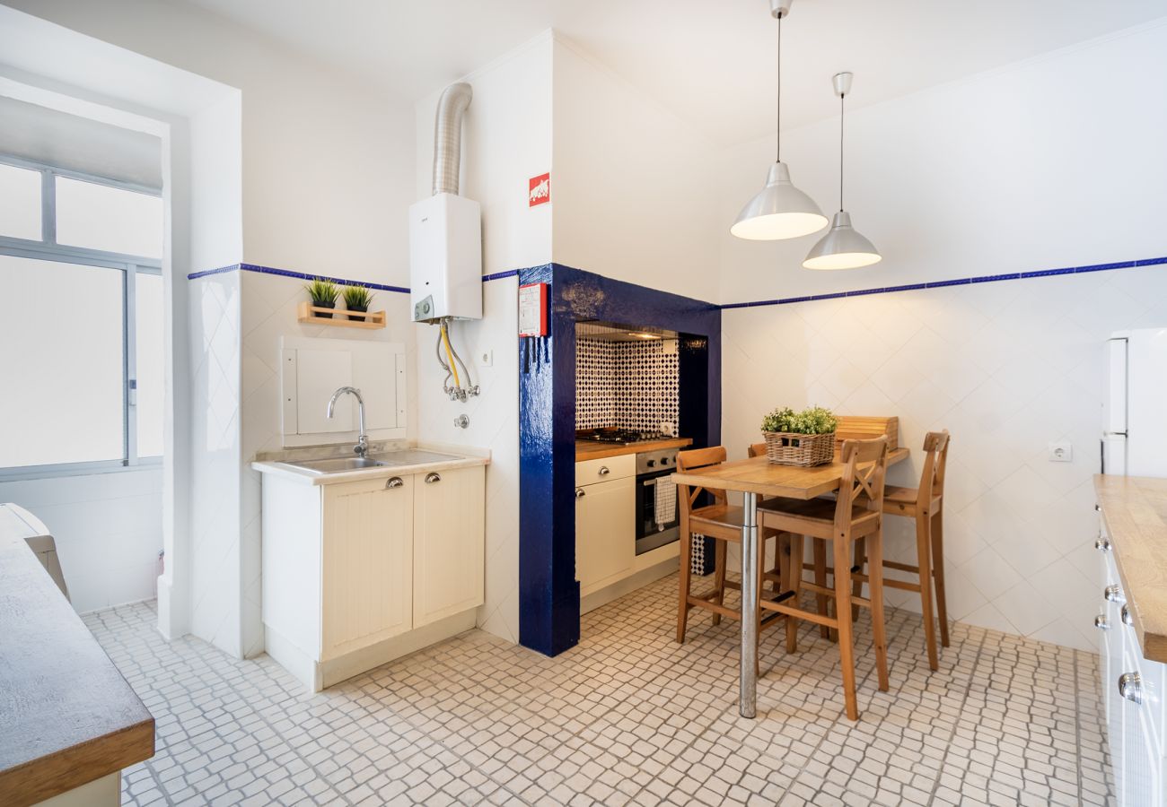 Apartamento em Lisboa - Large Bairro Alto 2 up to 22guests by Central Hill