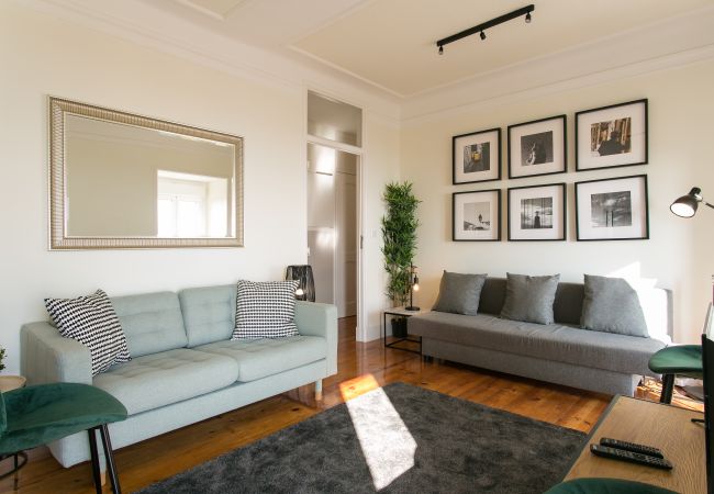 Apartamento em Lisbon - Downtown Alfama River View by Central Hill Apartamento em Lisbon - Downtown Alfama River View by Central Hill