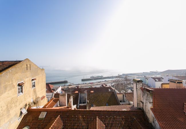 Apartamento em Lisbon - Downtown Alfama River View by Central Hill Apartamento em Lisbon - Downtown Alfama River View by Central Hill