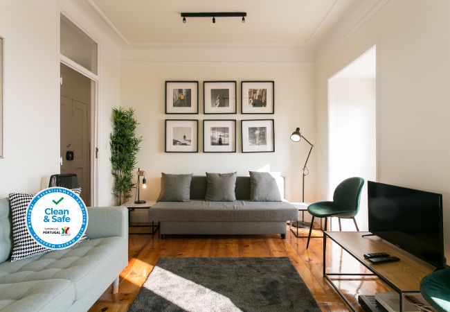 Apartamento em Lisboa - Downtown Alfama River View by Central Hill