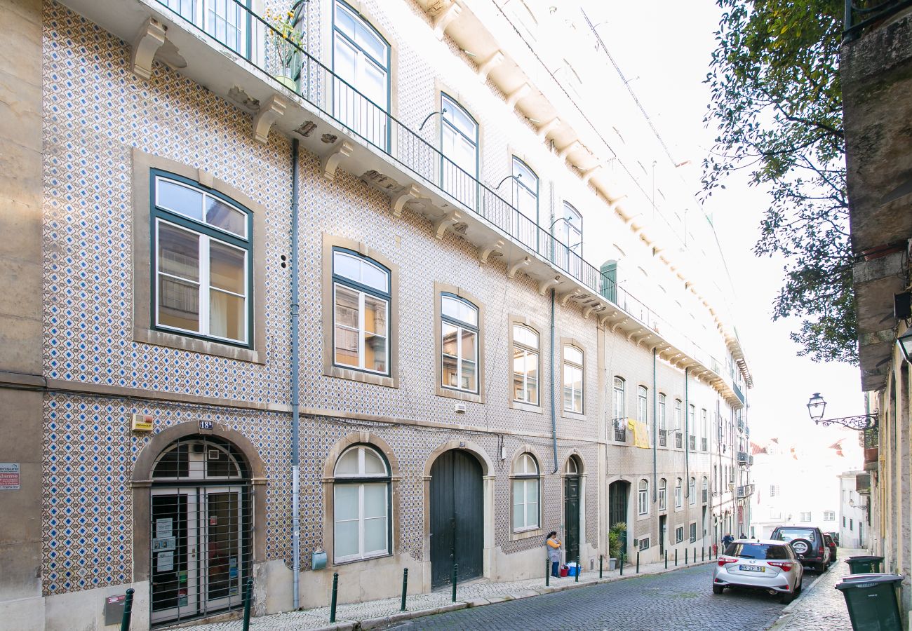 Apartamento em Lisboa - Downtown Alfama River View by Central Hill