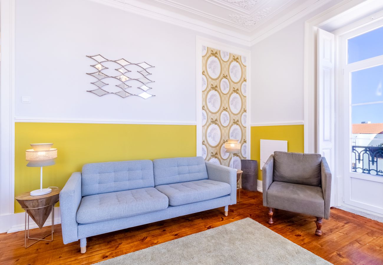 Apartamento em Lisboa - Large Bairro Alto C up to 22guests by Central Hill