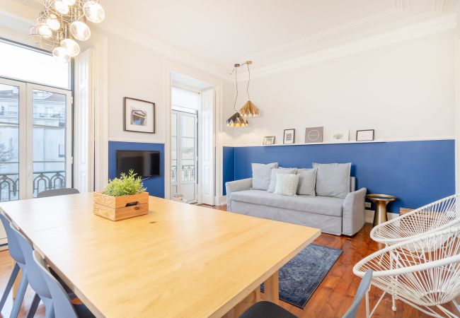 Apartamento em Lisbon - Large Bairro Alto 1E up to 22guests by Central Hill Apartamento em Lisbon - Large Bairro Alto 1E up to 22guests by Central Hill