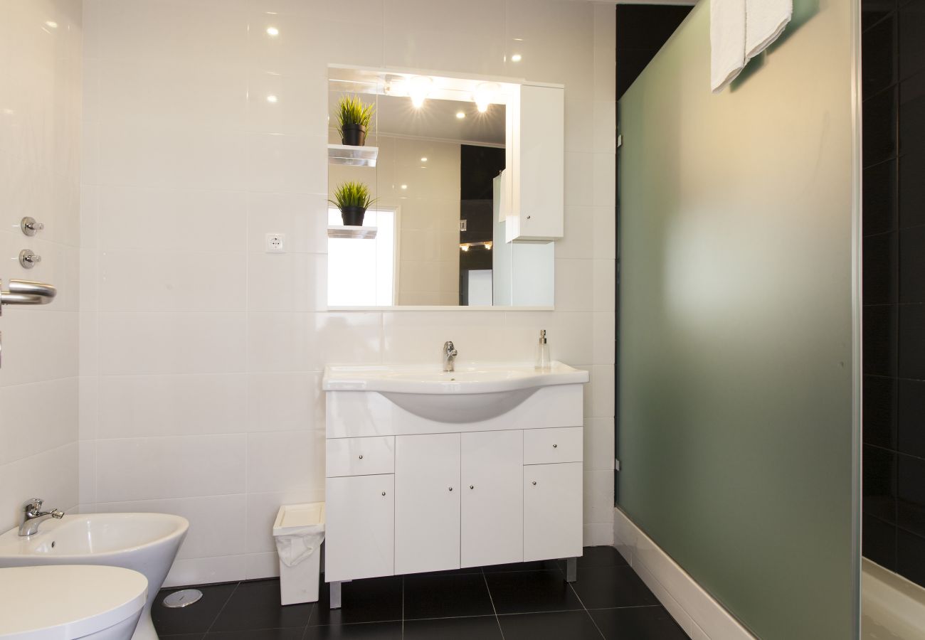 Apartamento em Lisboa - Central Bairro Alto 2E by Central Hill