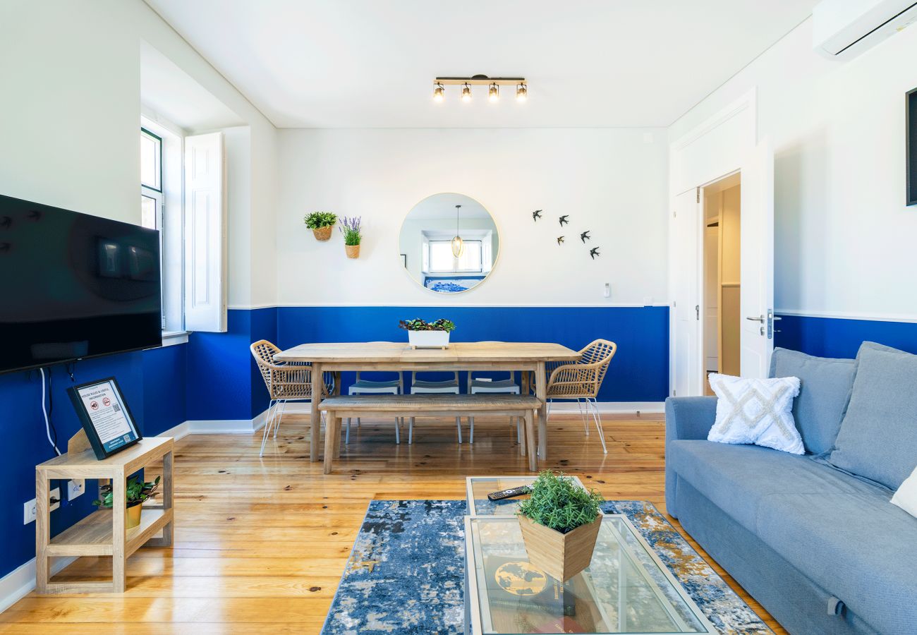 Apartment in Lisbon - [NEW] Large Bairro Alto 0D up to 18guests by Central Hill
