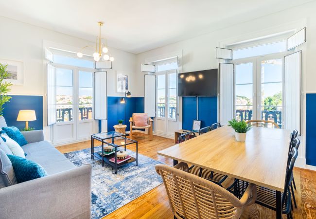 Apartment in Lisbon - [NEW] Bairro Alto View 4E up to 25guests by Central Hill