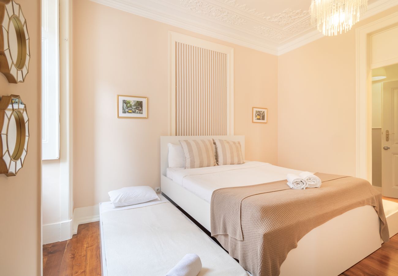 Apartment in Lisbon - Bairro Alto View 4E up to 25guests by Central Hill