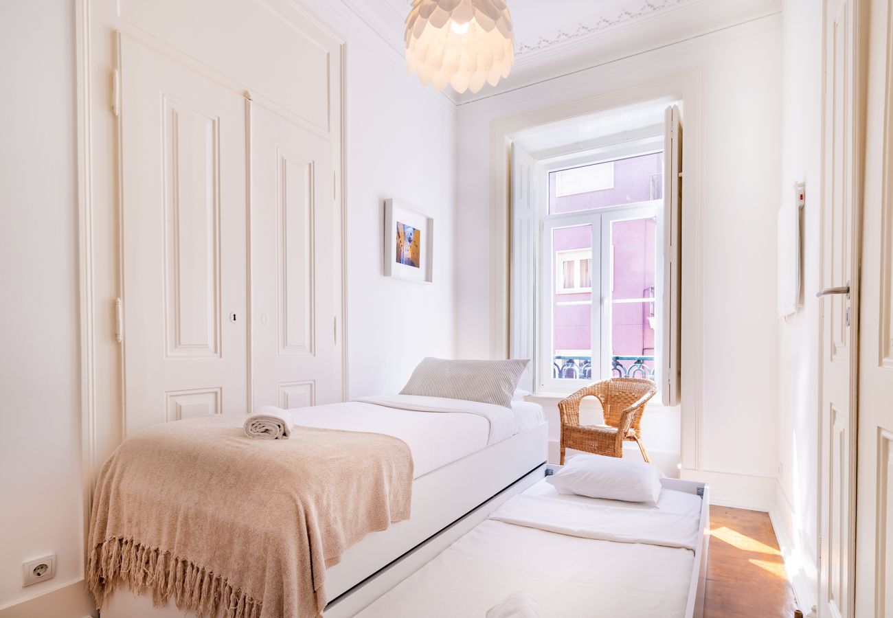 Apartment in Lisbon - Bairro Alto View 4E up to 25guests by Central Hill