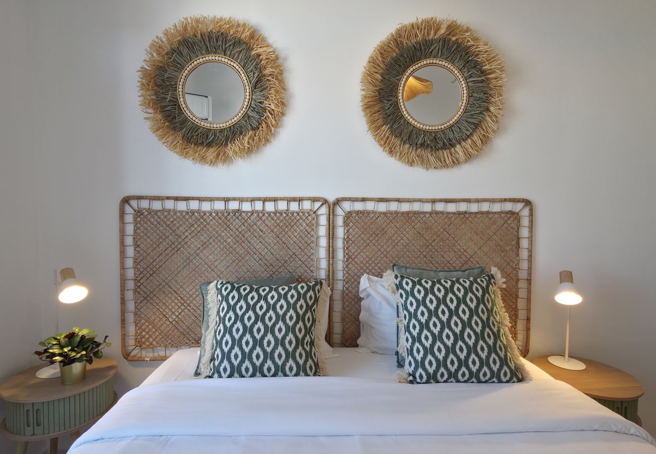 Apartment in Lisbon - [NEW] Bairro Alto View 4E up to 25guests by Central Hill