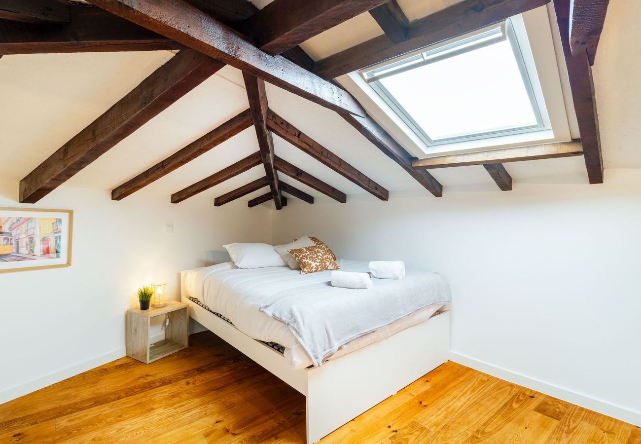 Apartment in Lisbon - [NEW] Bairro Alto View 4E up to 25guests by Central Hill