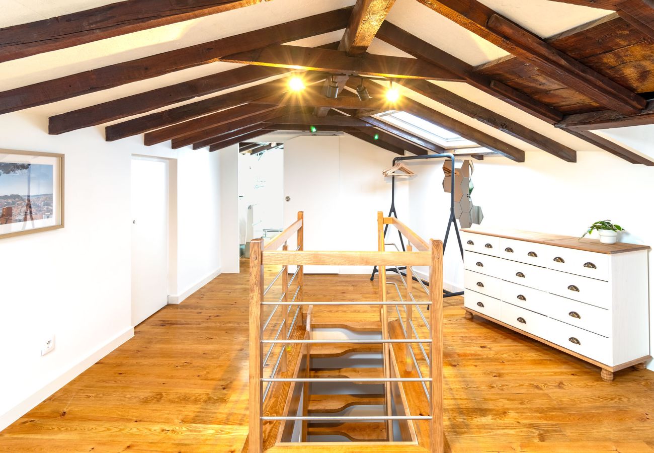 Apartment in Lisbon - [NEW] Bairro Alto View 4E up to 25guests by Central Hill