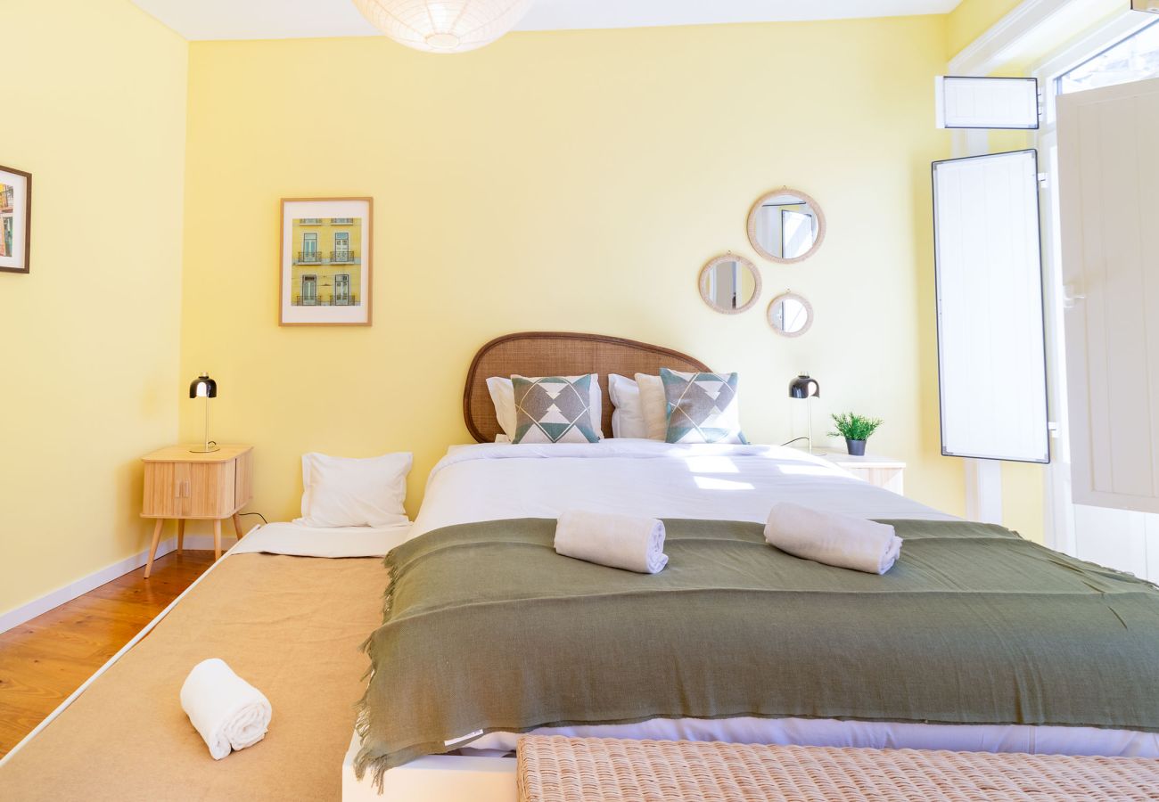 Apartment in Lisbon - [NEW] Bairro Alto View 4E up to 25guests by Central Hill