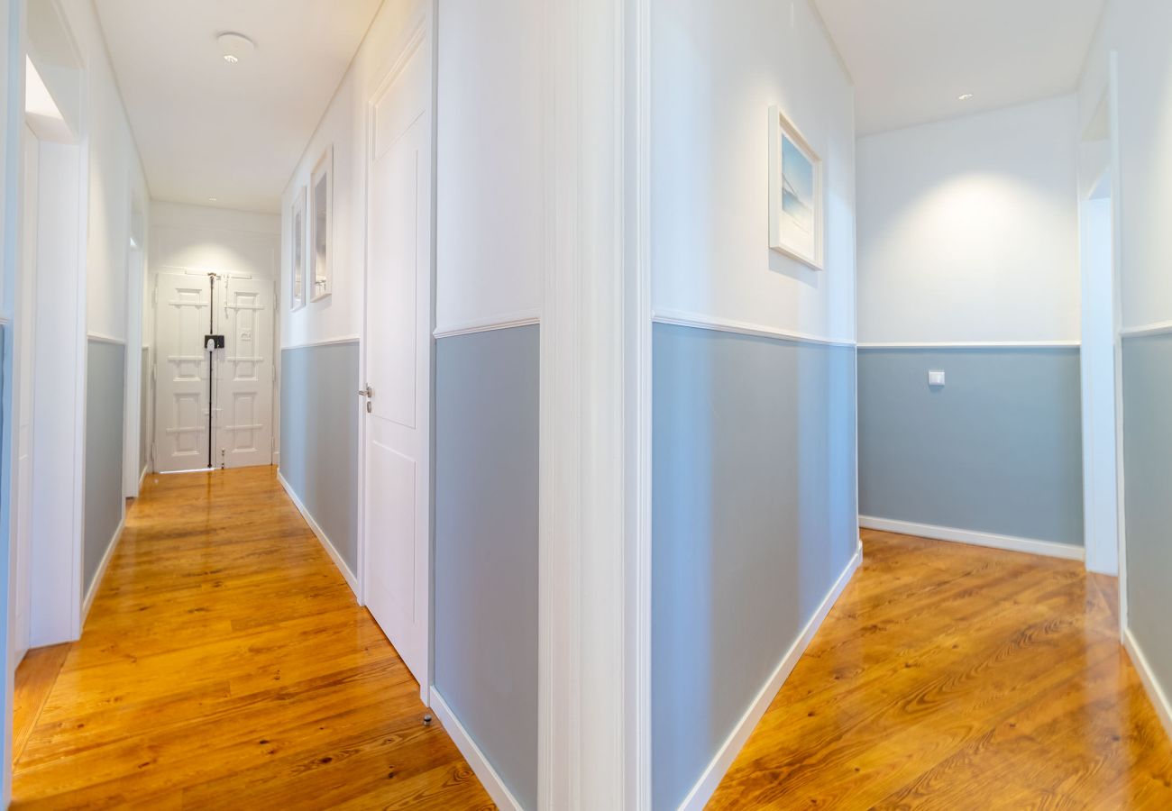 Apartment in Lisbon - [NEW] Bairro Alto View 4E up to 25guests by Central Hill