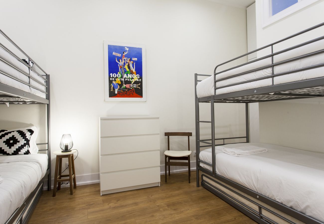 Apartment in Lisbon - Big Bairro Alto 2D up to 25 guests by Central Hill