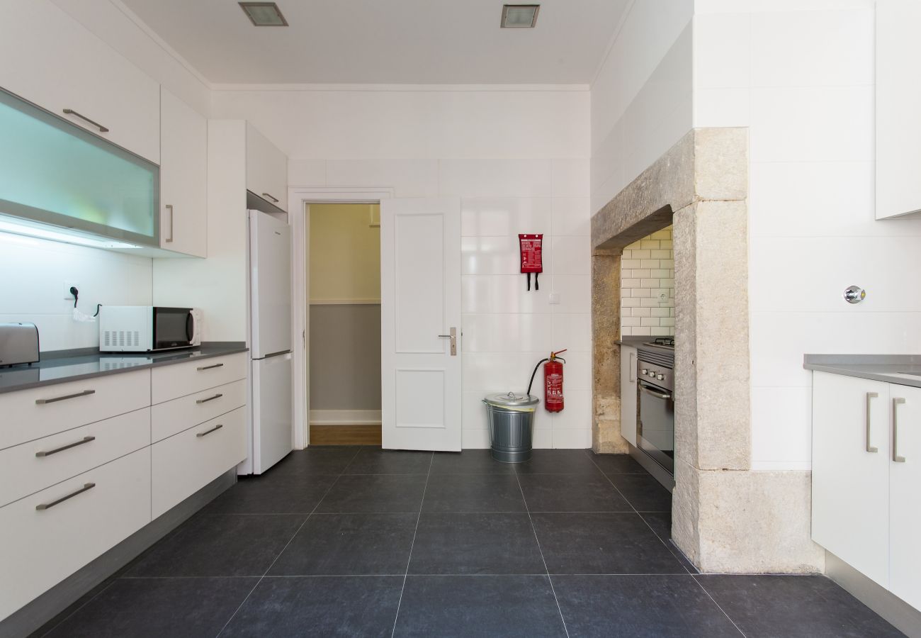 Apartment in Lisbon - Big Bairro Alto 2D up to 25 guests by Central Hill