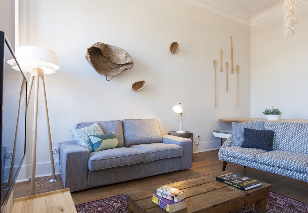 Apartment in Lisbon - Big Bairro Alto 2E up to 27 guests by Central Hill