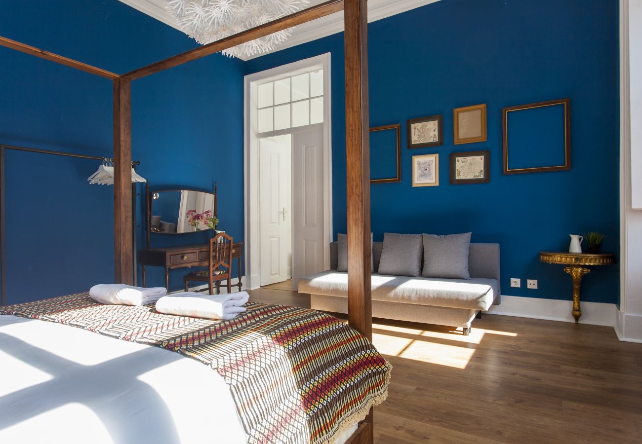 Apartment in Lisbon - Big Bairro Alto 2E up to 27 guests by Central Hill