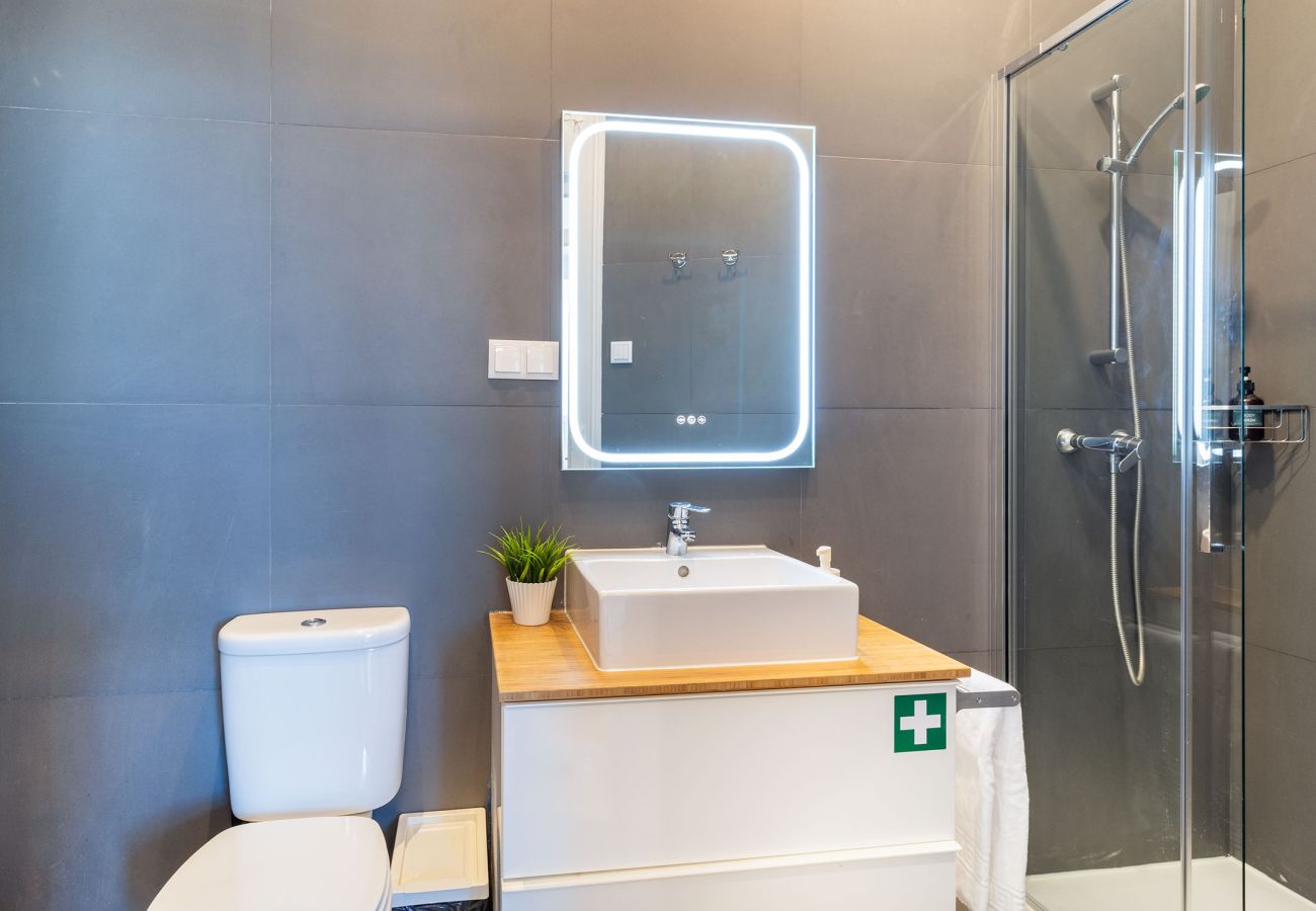 Apartment in Lisbon - [NEW] Bairro Alto View 3E up to 21guests by Central Hill