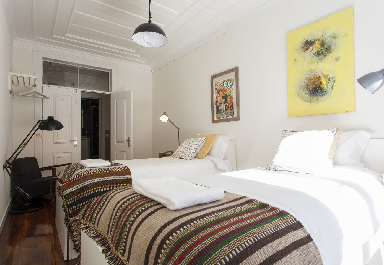 Apartment in Lisbon - Big Flat w/Terrace up to 22guests by Central Hill