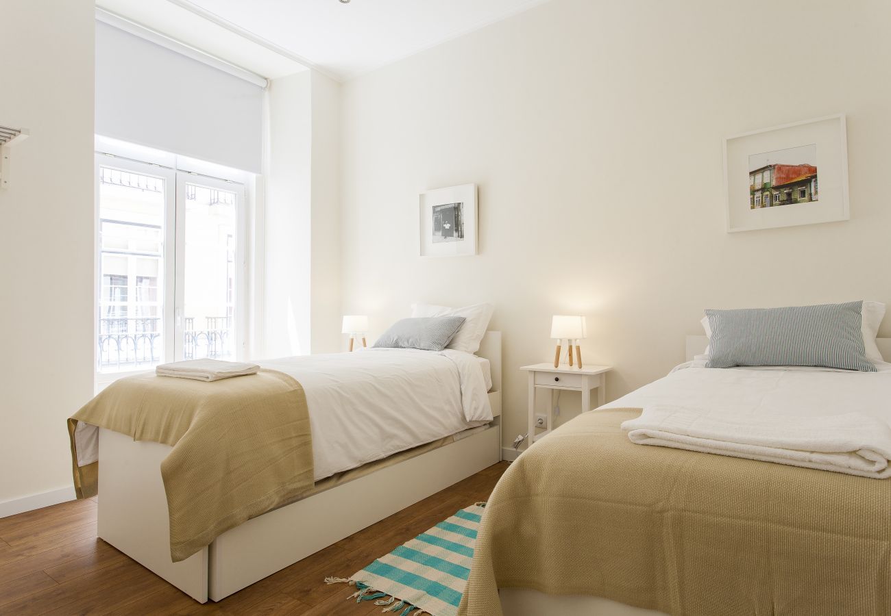 Apartment in Lisbon - Central Downtown 1D up to 17guests by Central Hill