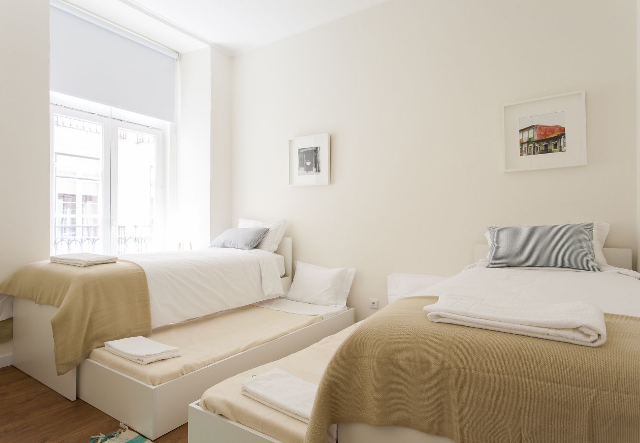 Apartment in Lisbon - Central Downtown 1D up to 17guests by Central Hill