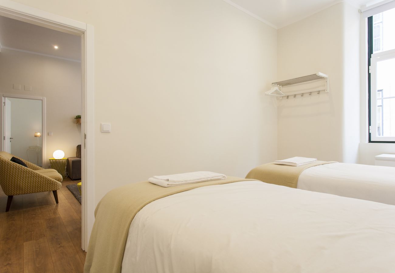 Apartment in Lisbon - Central Downtown 2D up to 17guests by Central Hill